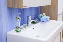 Фото товара Комплект мебели для ванной Sanflor Ларго 2 60 швейцарский вяз/белый